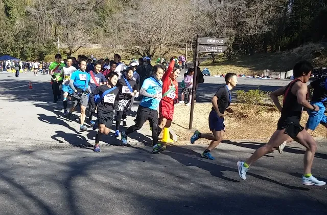 仲間とつなごう。42.195km